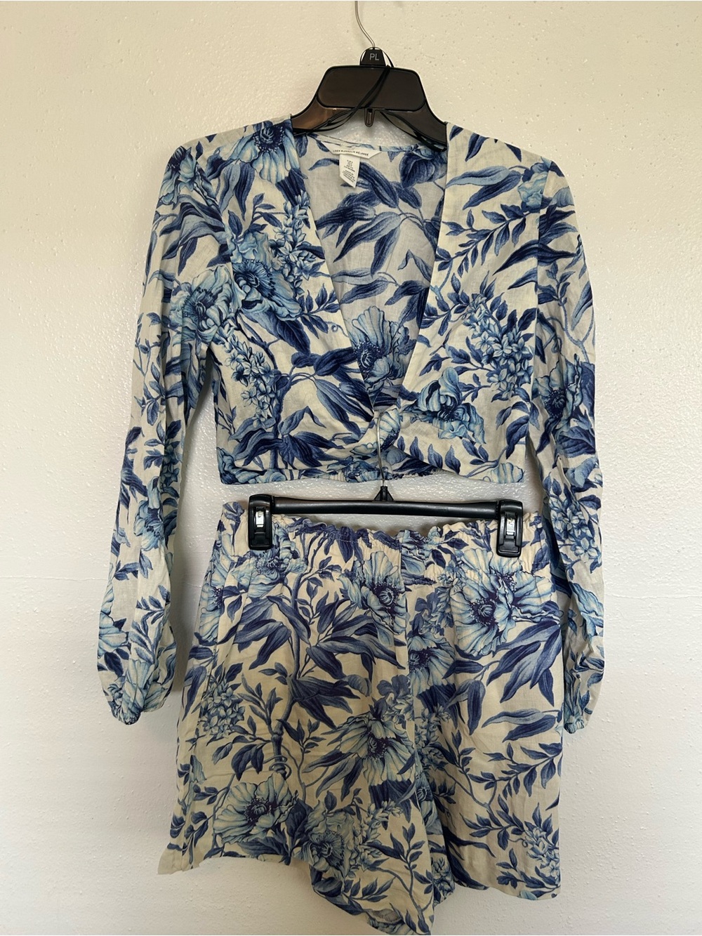 Linen Blue Floral Two-Piece Crop Top and Shorts Set